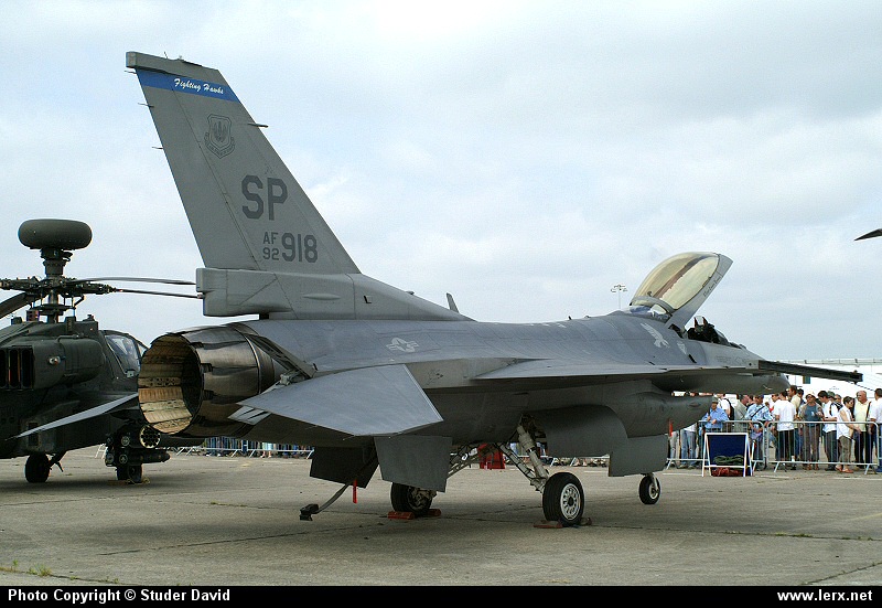 013 F-16.jpg